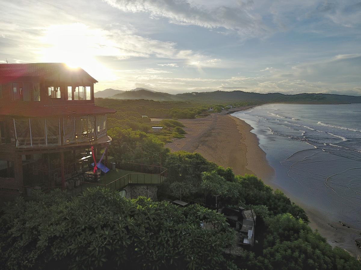 Magnific Rock - Surf Resort & Yoga Retreat Nicaragua 波波约 外观 照片